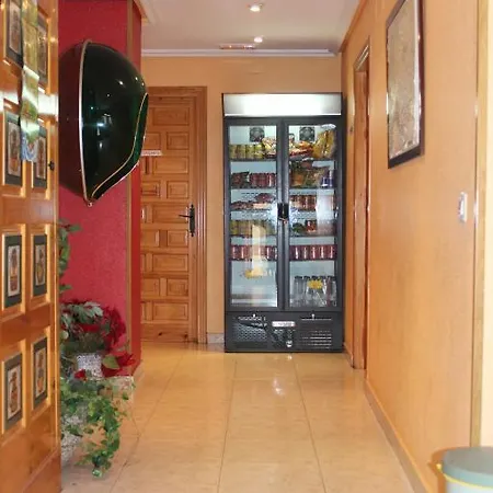 Albergue Juvenil *